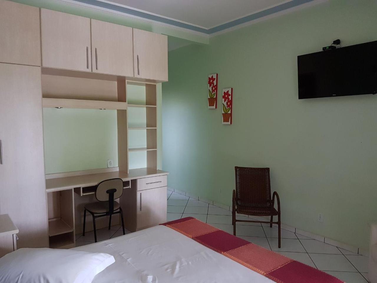 Hotel E Pousada Recanto Do Rio Pardo São José do Rio Pardo Habitación foto