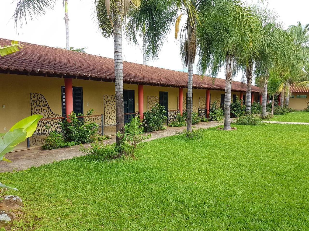 Hotel E Pousada Recanto Do Rio Pardo São José do Rio Pardo Habitación foto
